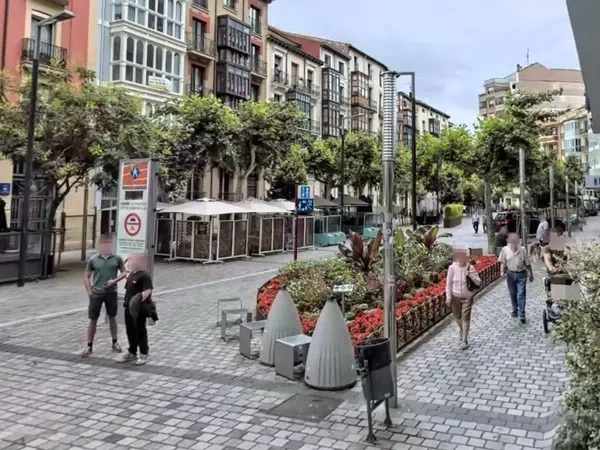 Piso en Calle Bretón de los Herreros, 31, Gran Vía - Foto 1