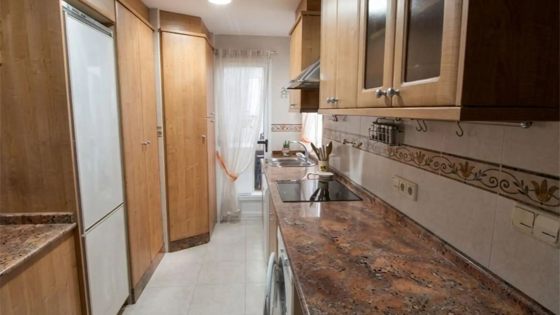 Piso en  Carrer de Carcaixent 4 - Foto 7