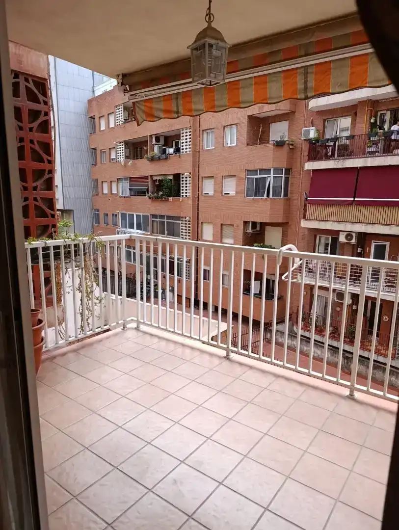 Piso en  Avinguda de Ramón y Cajal 50 - Foto 7