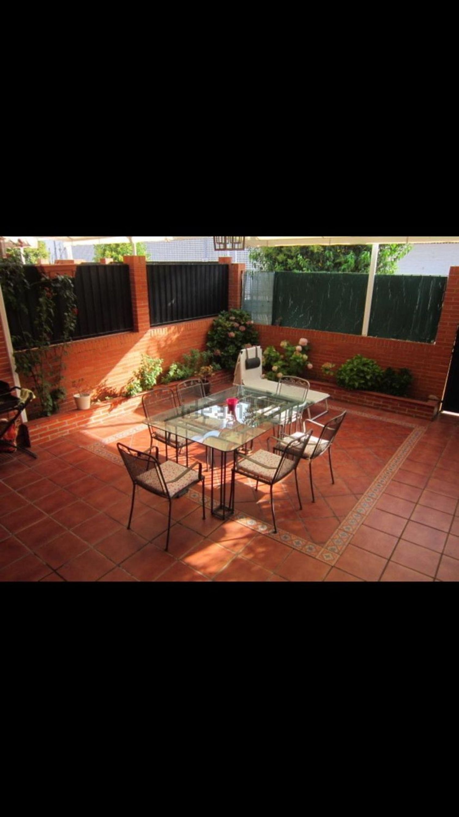 Chalet adosado en Avenida de los Colonos, 39 - Foto 3
