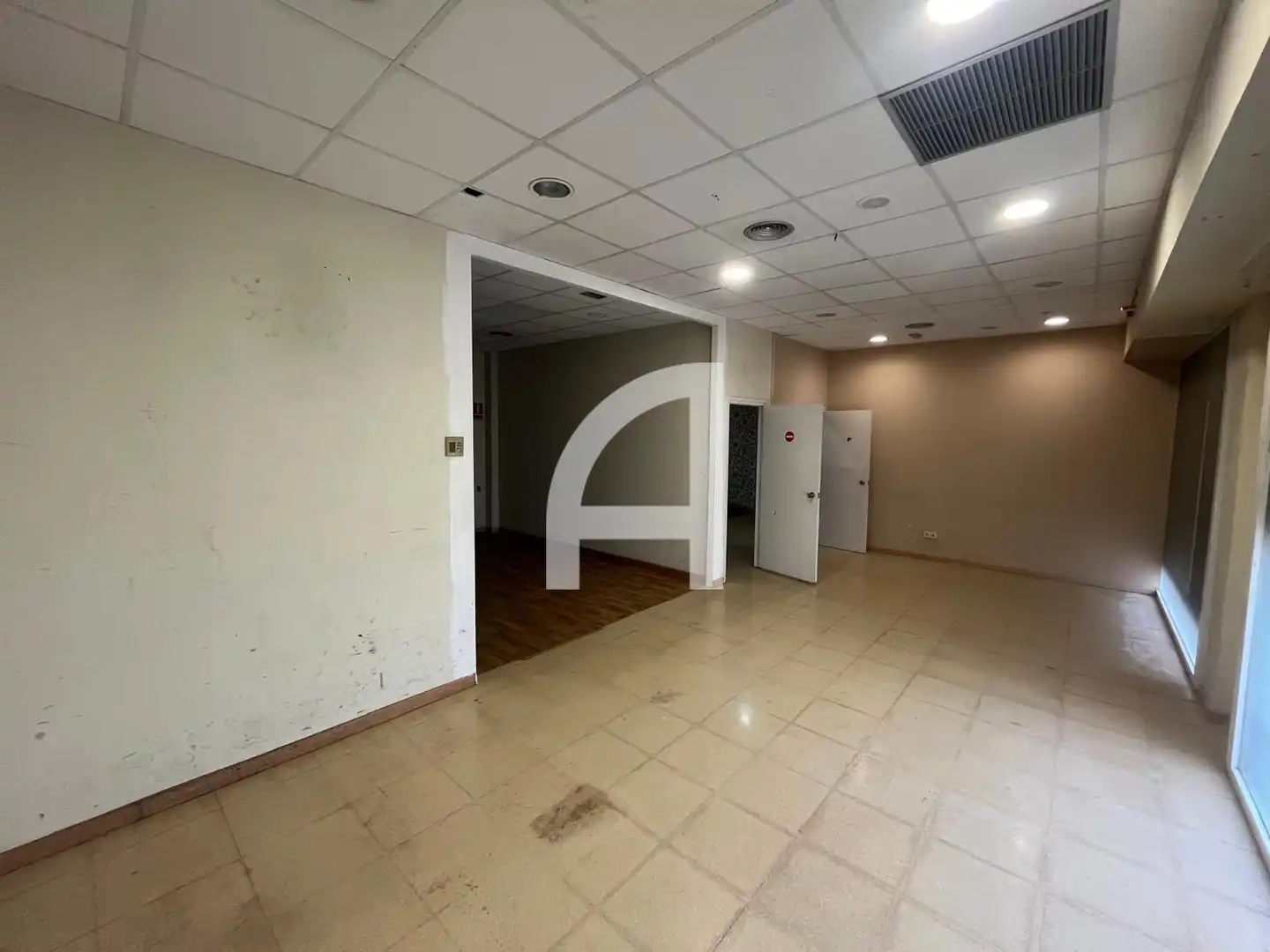 Local comercial en  Dr. Calsina - Foto 9
