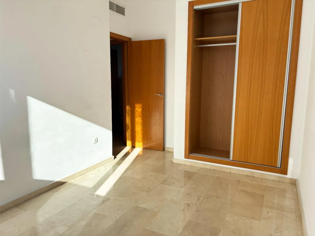 Piso en  Calle Granja de Rocamora 4 - Foto 33