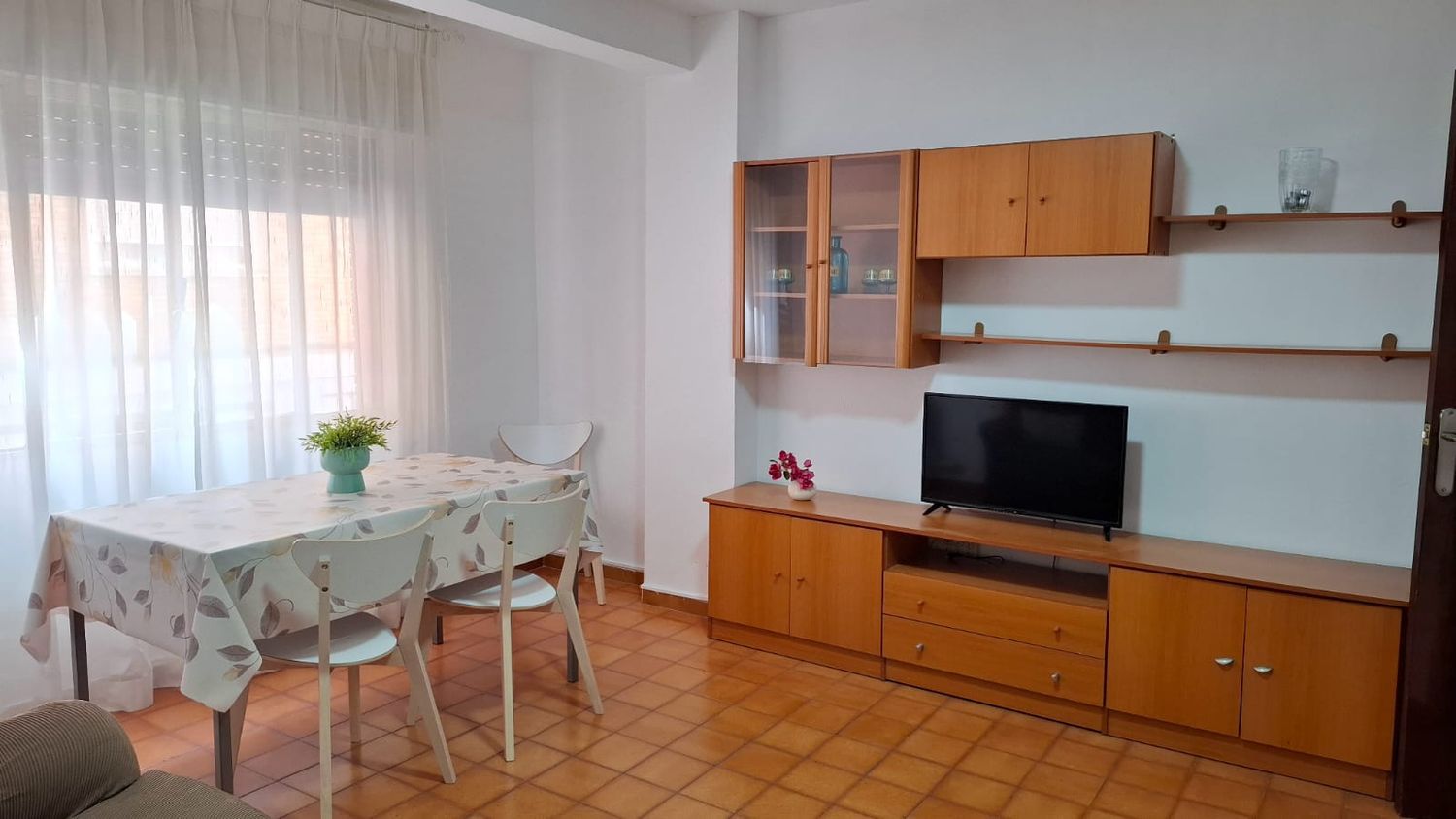 Piso en calle Ribera del Genil, 10 - Foto 2