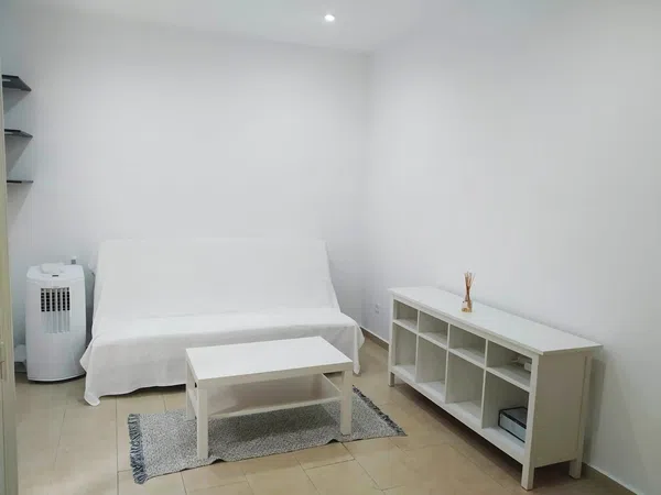 Estudio en calle de Santa Engracia, 49