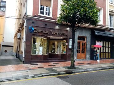 Local comercial en  Calle Gil de Jaz 15 - Foto 2