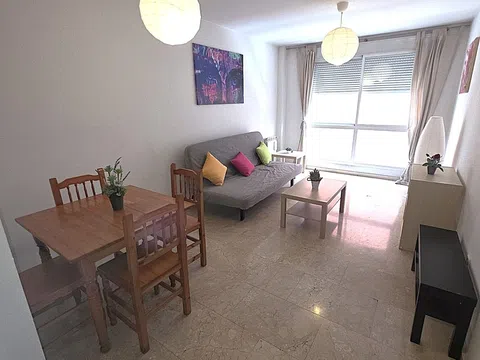 Piso en calle de Palos de la Frontera, 23