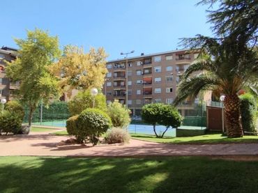 Piso en  Avenida de Baunatal 24 - Foto 4