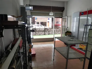 Local comercial en  Calle Pintor Zuloaga 23 - Foto 4