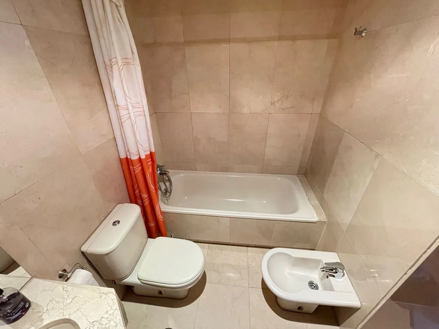 Estudio en calle de la Infanta Mercedes, 67 - Foto 14