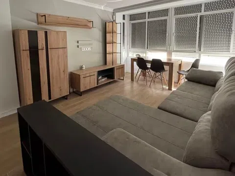 Piso en calle Eugenio Gross, 22