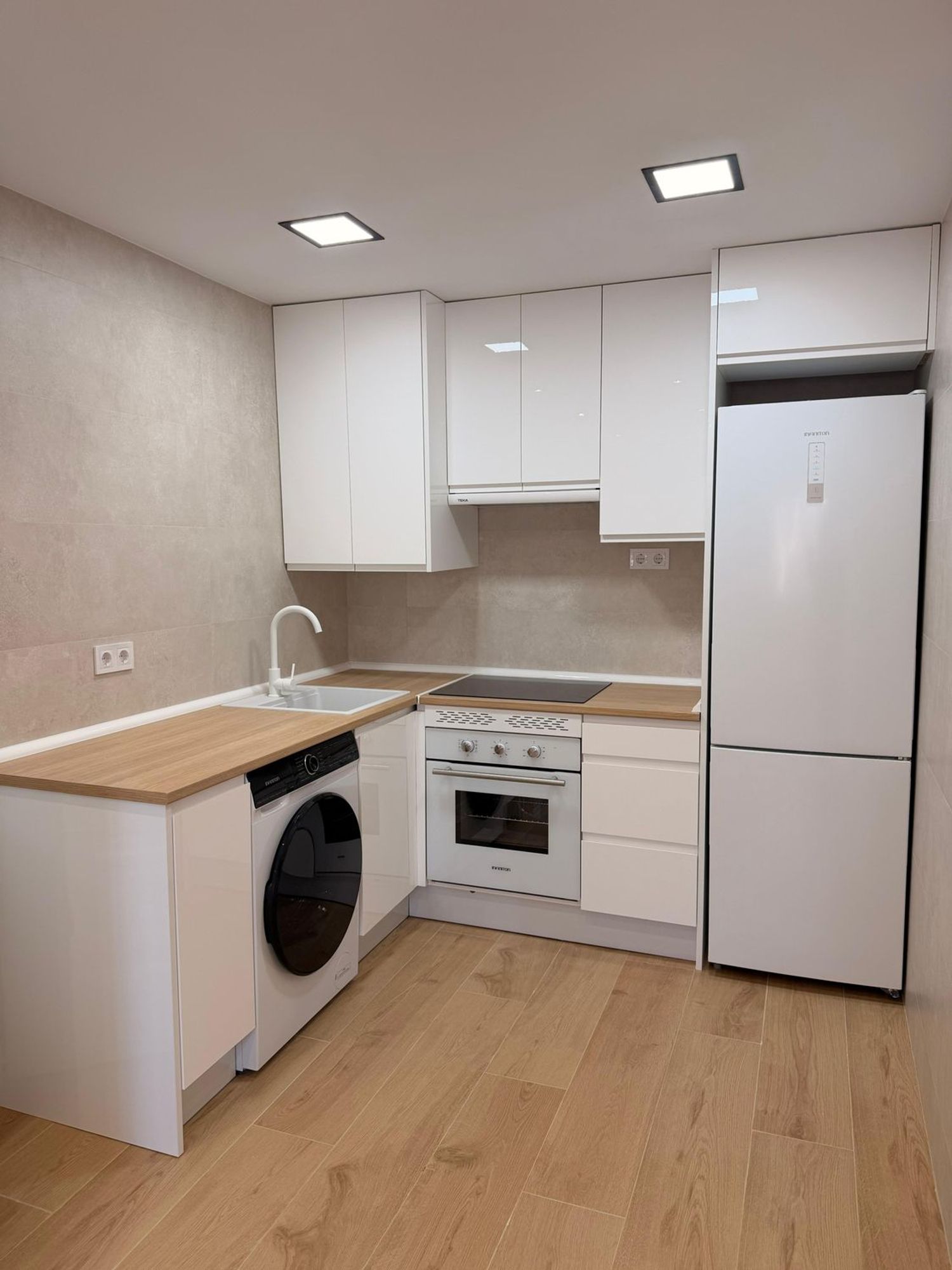 Piso en plaza de Castilla-León, 3