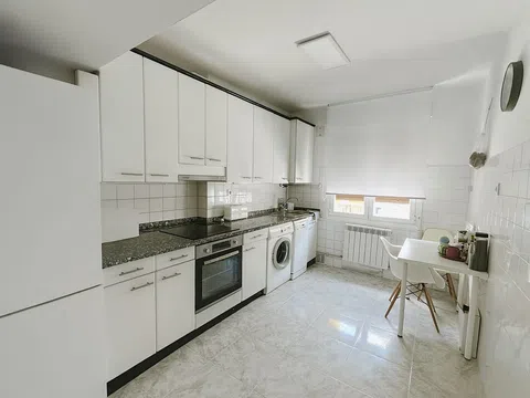 Piso en calle Nueva Dentro-Juderia, 18