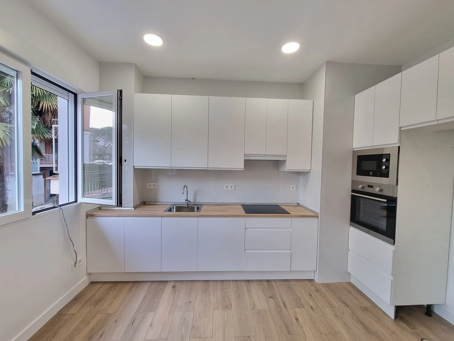 Estudio en calle del Canal del Bósforo, 60 - Foto 1