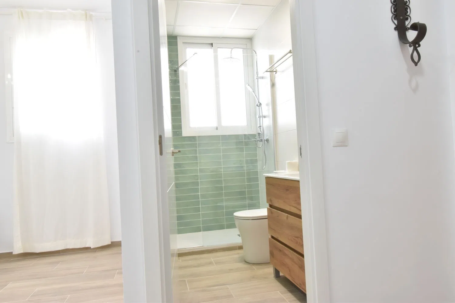 Piso en calle Eduardo Domínguez Ávila, 1 - Foto 2