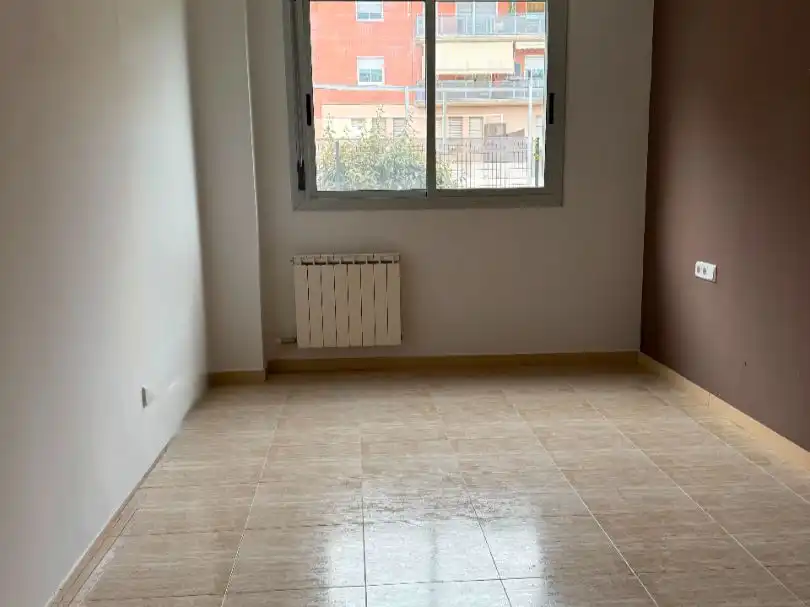 Piso en  Carrer Miquel Martí i Pol 8 - Foto 14