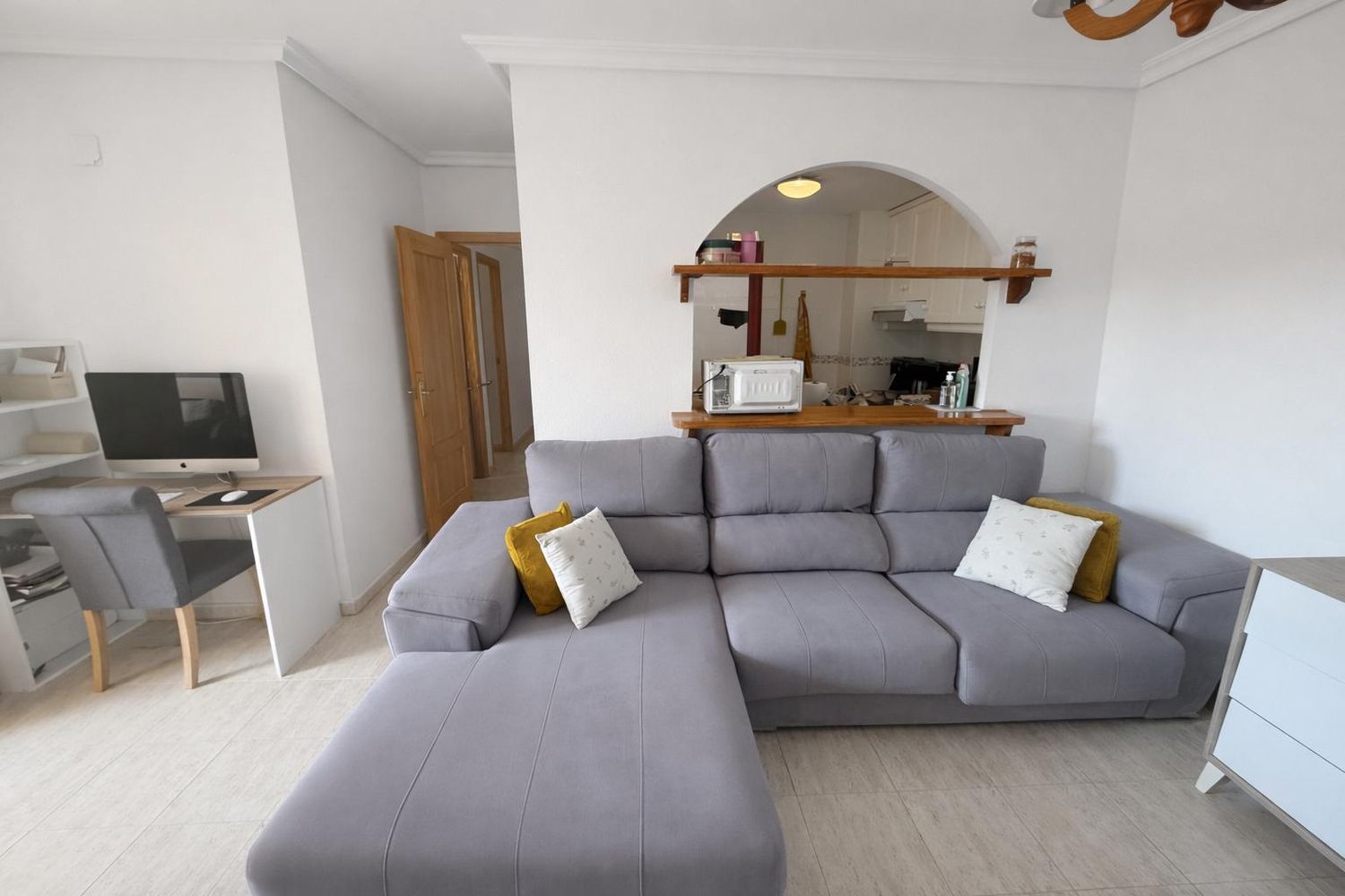 Piso en avenida Tellerola, 1 - Foto 2