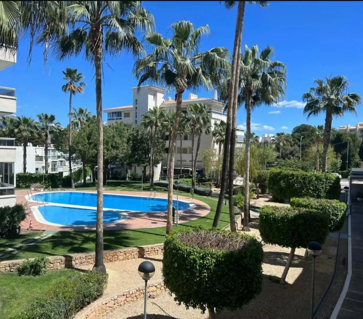 Apartamento en  Carrer Joaquín Rodrigo 6 - Foto 2