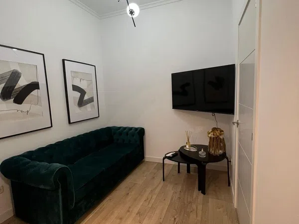 Estudio en calle de Eloy Gonzalo, 33