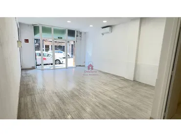 Local comercial en Terrassa - Foto 8