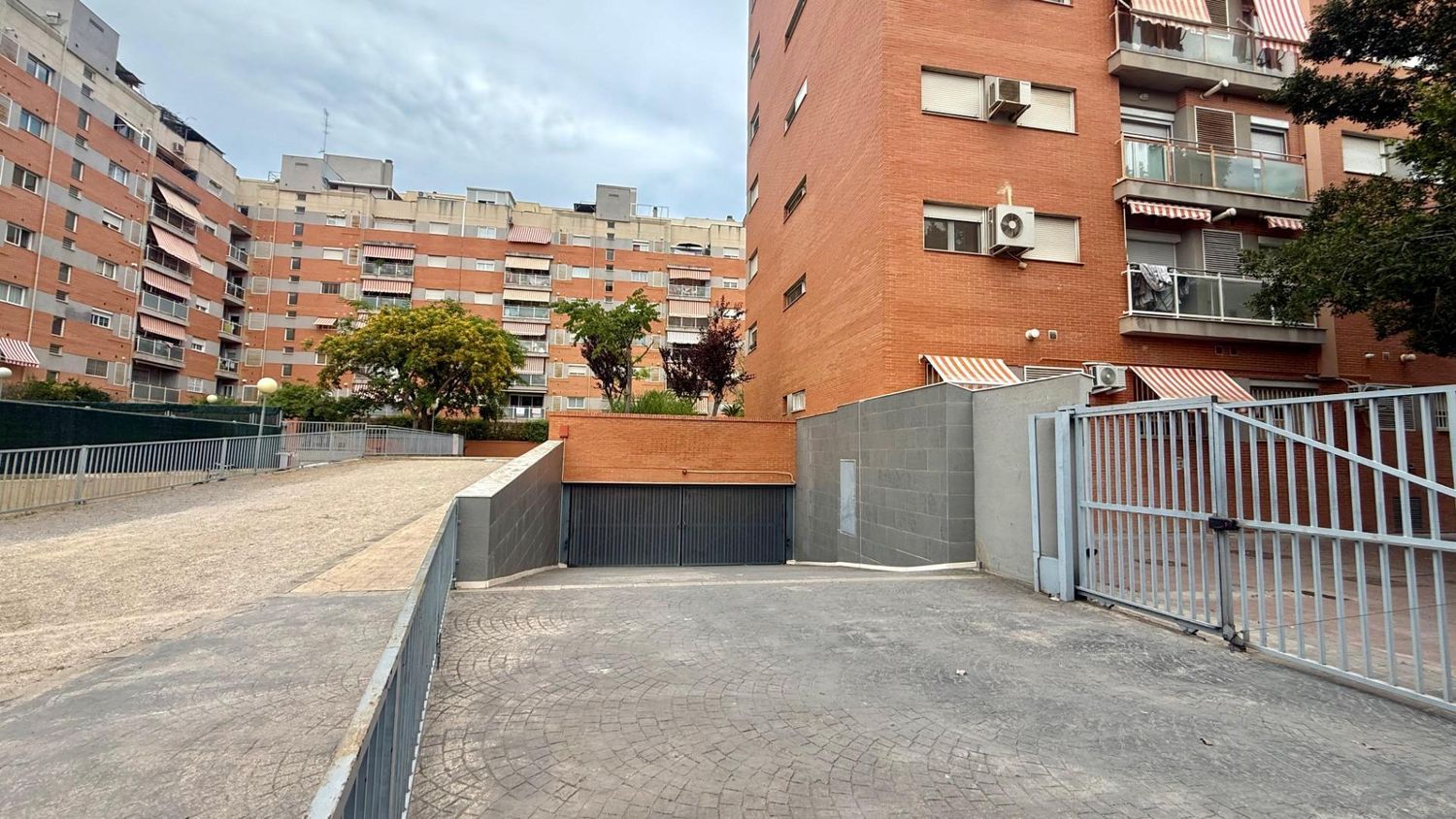 Piso en Plaza de José Mª. Giménez Fayos, Nou Benicalap - Foto 2