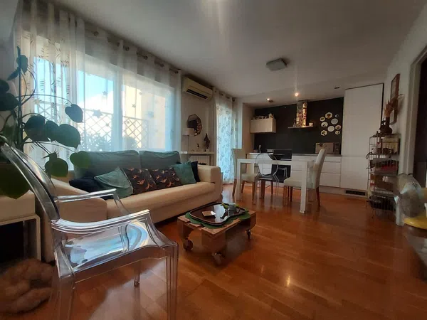 Dúplex en Calle de Tomás Zumalacárregui, 28, Paseo Sagasta - Foto 1