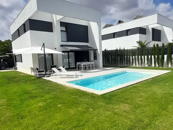 Casa o chalet independiente en Calle Mar Egeo, 67 - Foto 1
