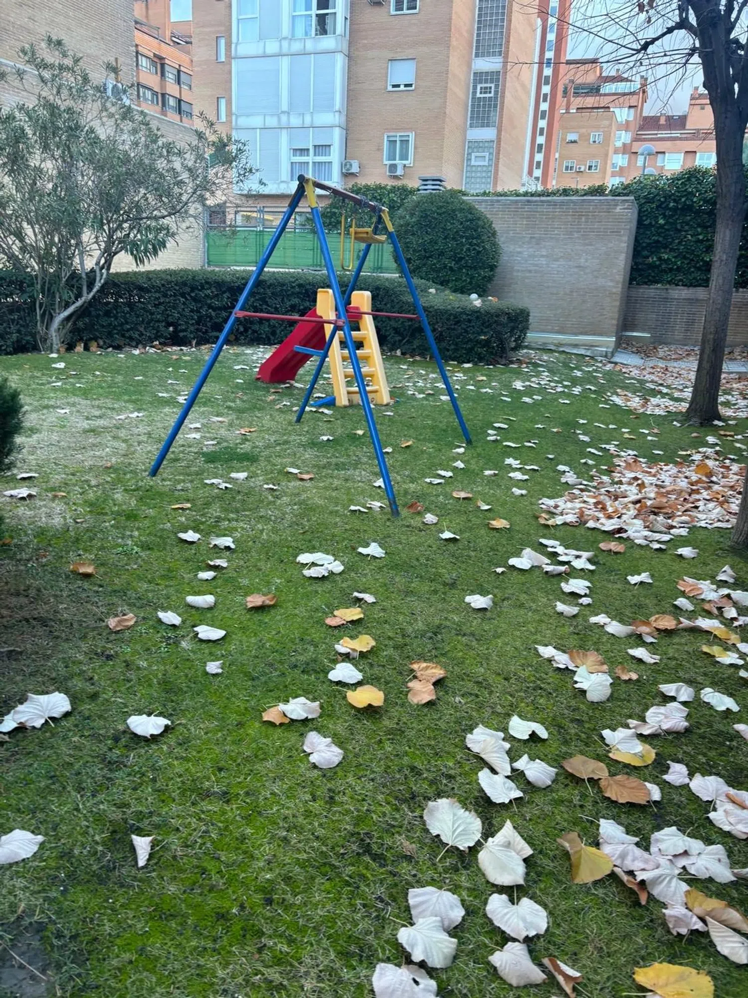 Piso en calle de Suecia, 81 - Foto 3