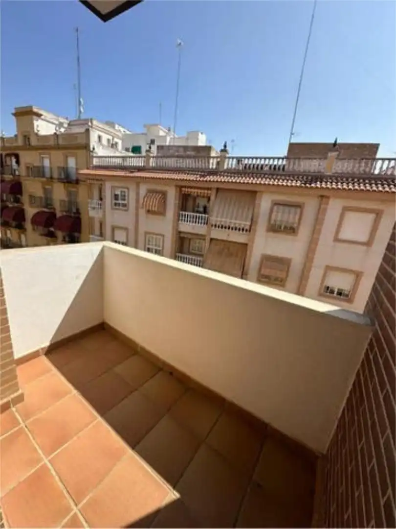 Piso en SE ALQUILA PISO ALMENDRALEJO - Foto 3