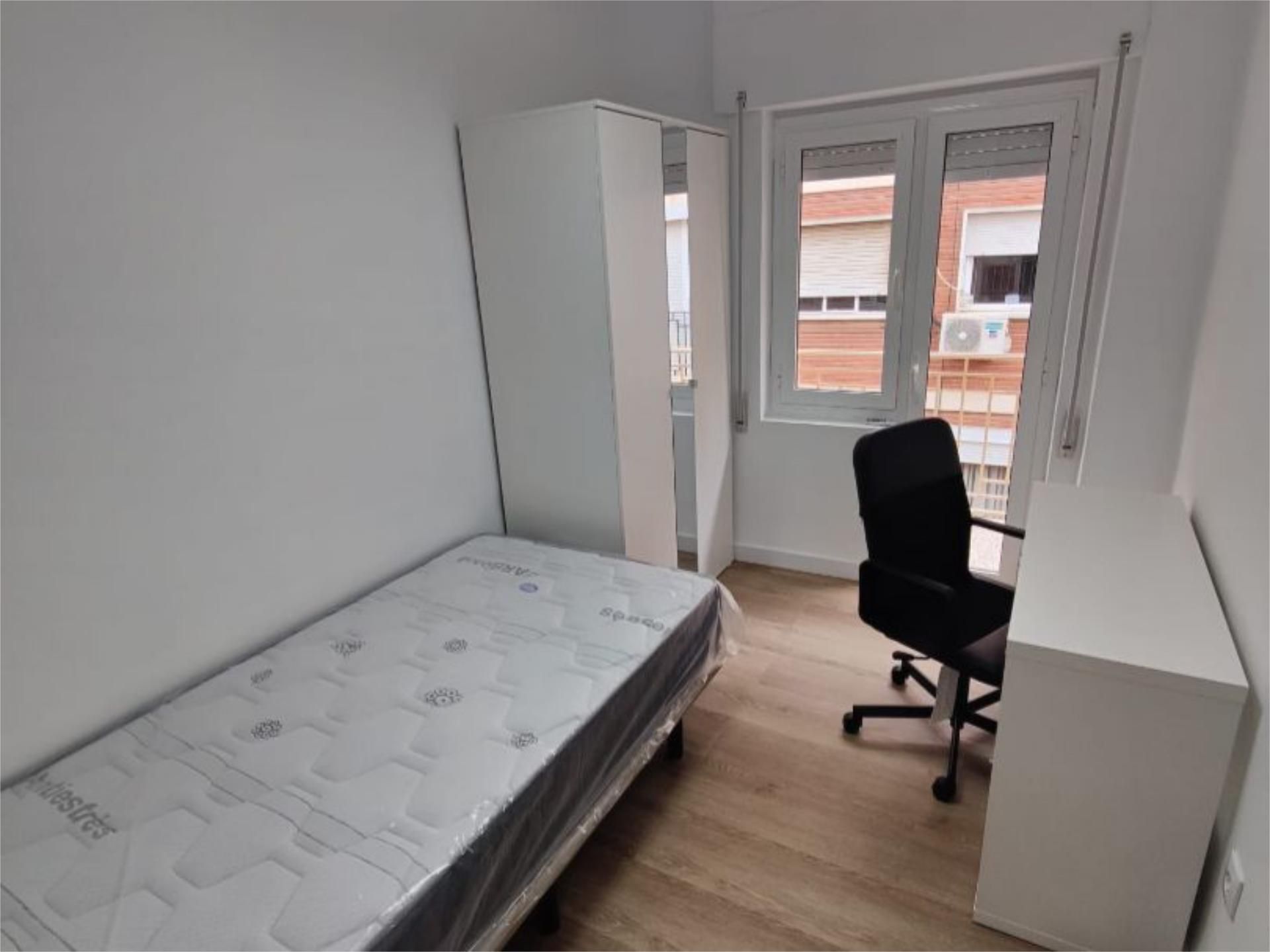 Piso en  Calle Pintor Pedro Orrente 2 - Foto 6