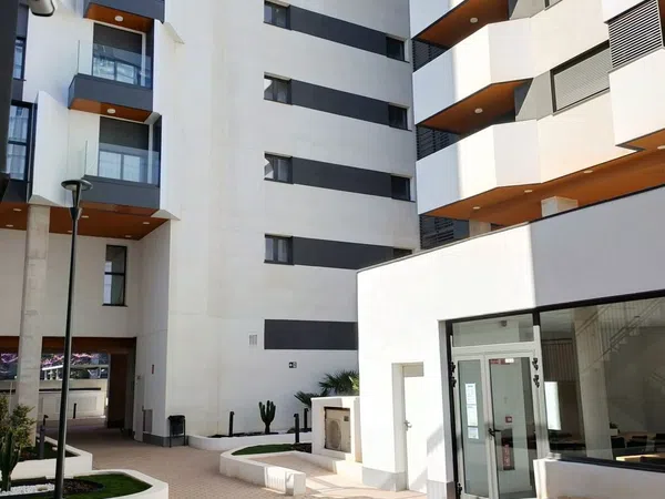 Piso en avenida de Fernando Abril Martorell, 28 - Foto 22