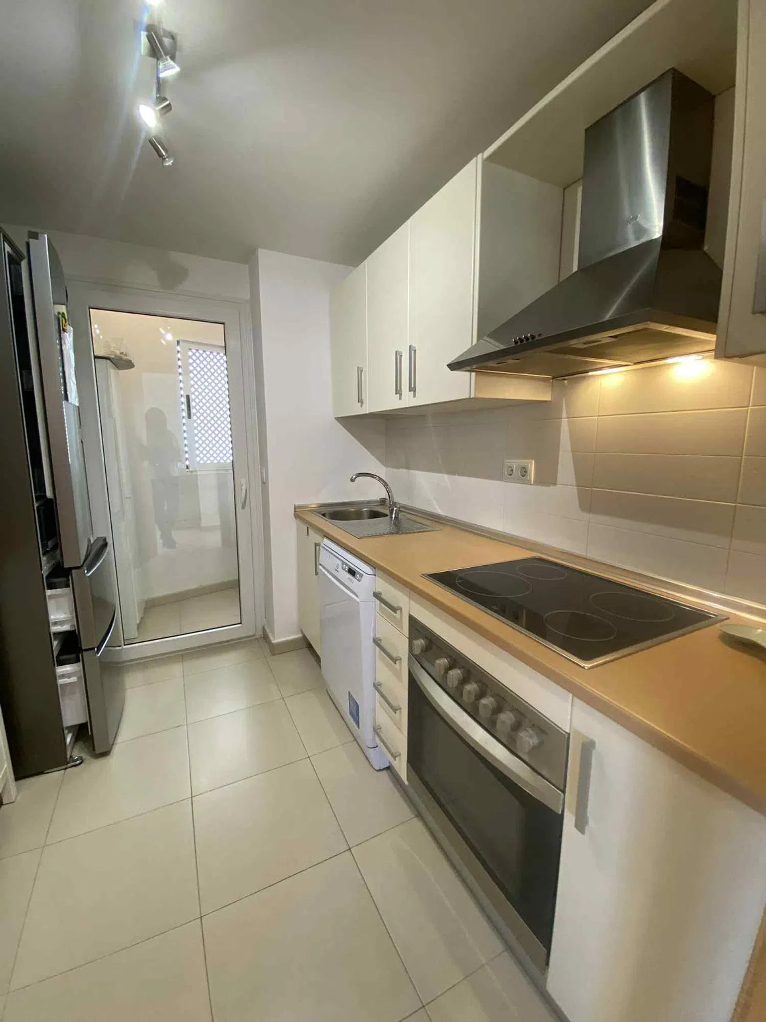 Piso en calle Adriatico, 16 - Foto 9