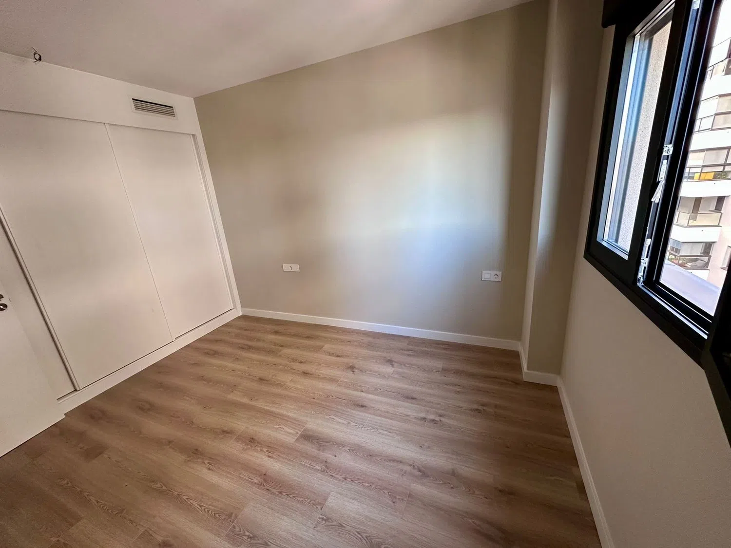 Piso en avenida de las Ciencias, 23 - Foto 3