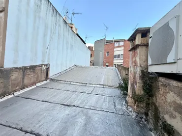Piso en  Carrer de Llers 7 - Foto 19