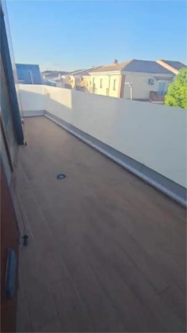 Casa adosada en maracena - Foto 4