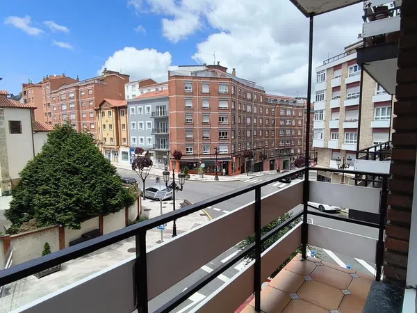 Piso en Calle Fernando Alonso Díaz, 1, Santo Domingo-El Campillín - Foto 1