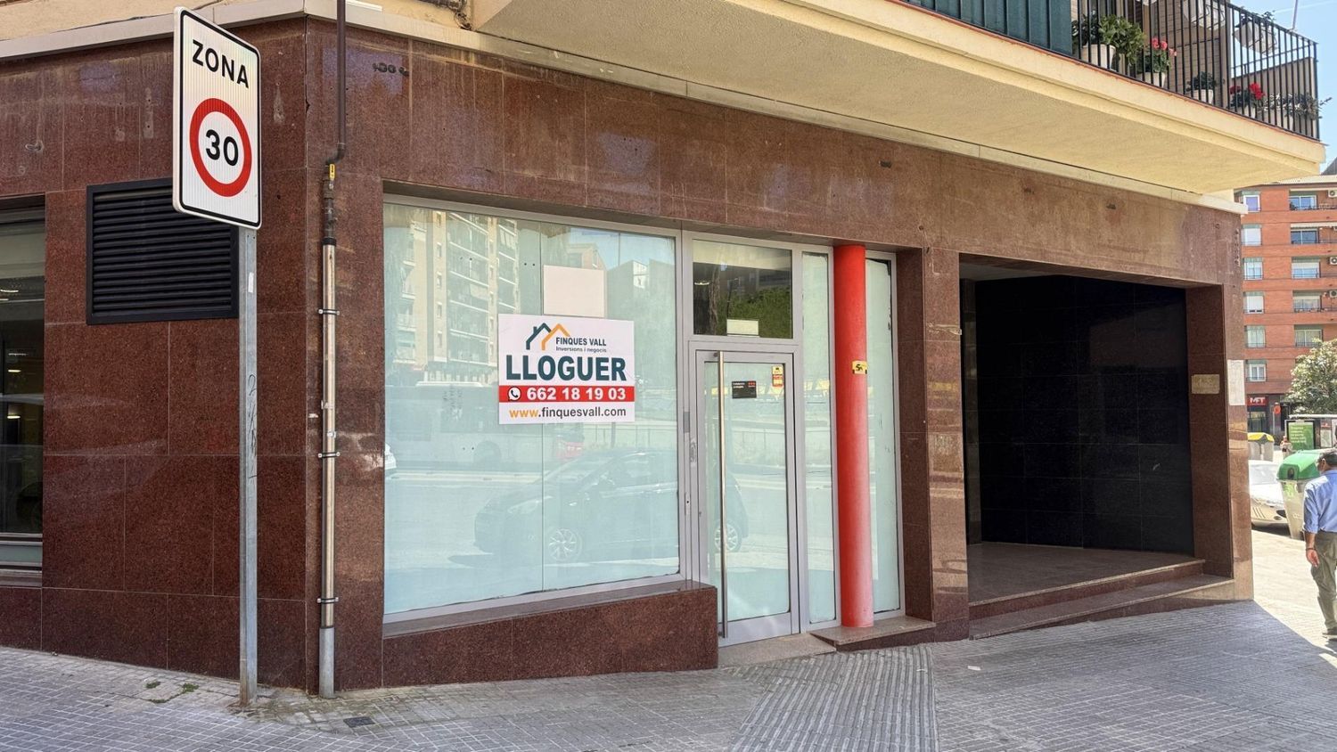 Local en Avenida de Josep Tarradellas - Foto 8