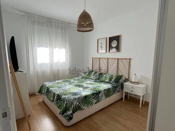 Piso en avenida de Rafael Alberti, 16