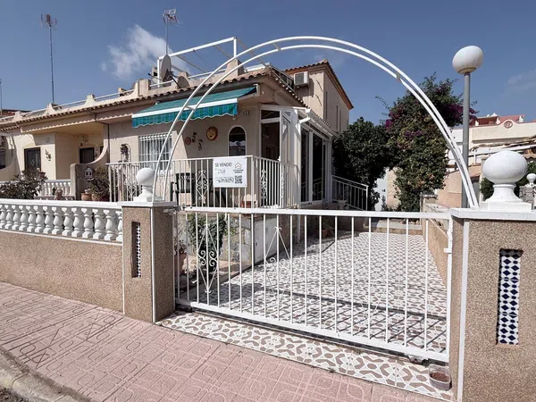 Chalet adosado en Calle Pluton, 11, La Florida - Foto 2