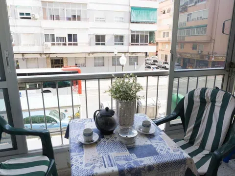 Piso en calle d'Enrique Monsonís Domingo, 4 - Foto 2