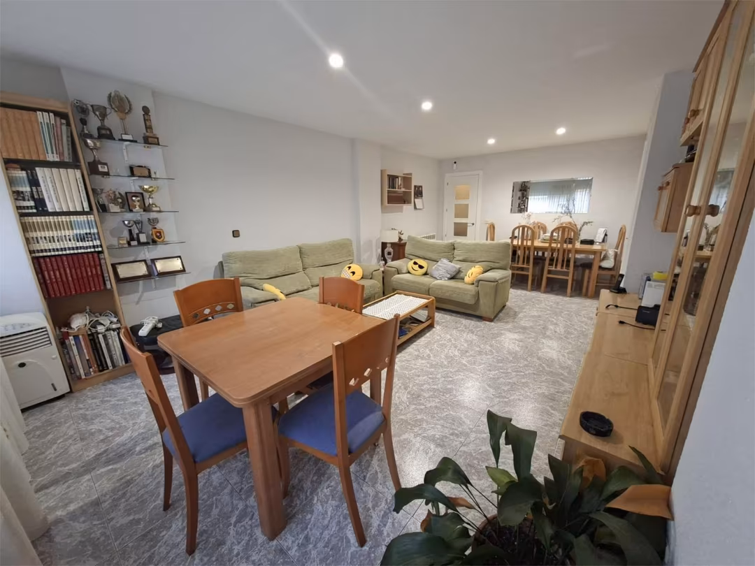 Piso en  Plaza de la Coruña 1 - Foto 2