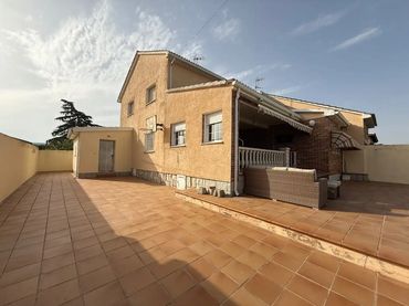 Chalet en Villa del Prado - Foto 3