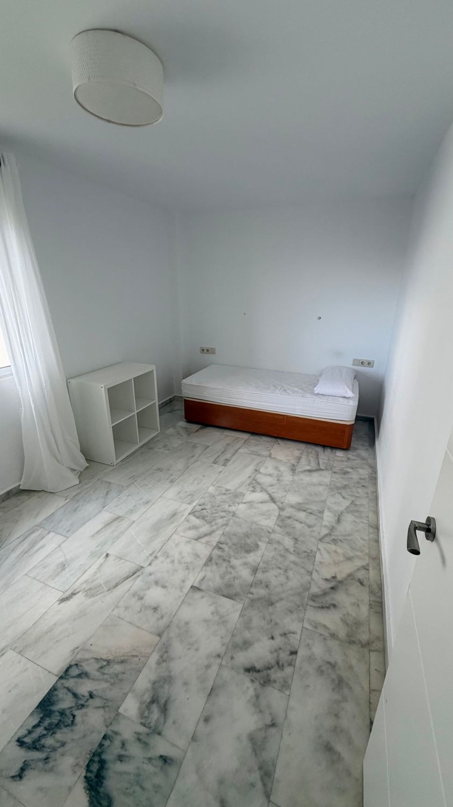 Piso en calle Guzmán el Bueno, 9 - Foto 11