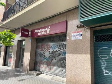 Local comercial en  Calle Avenida de la Concordia - Foto 1