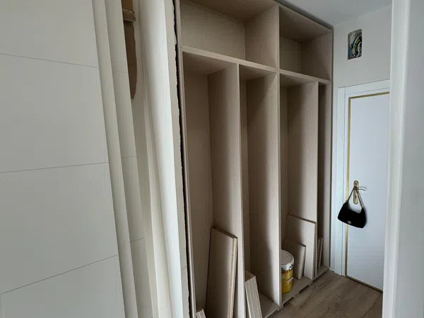 Piso en calle de Ferraz, 14