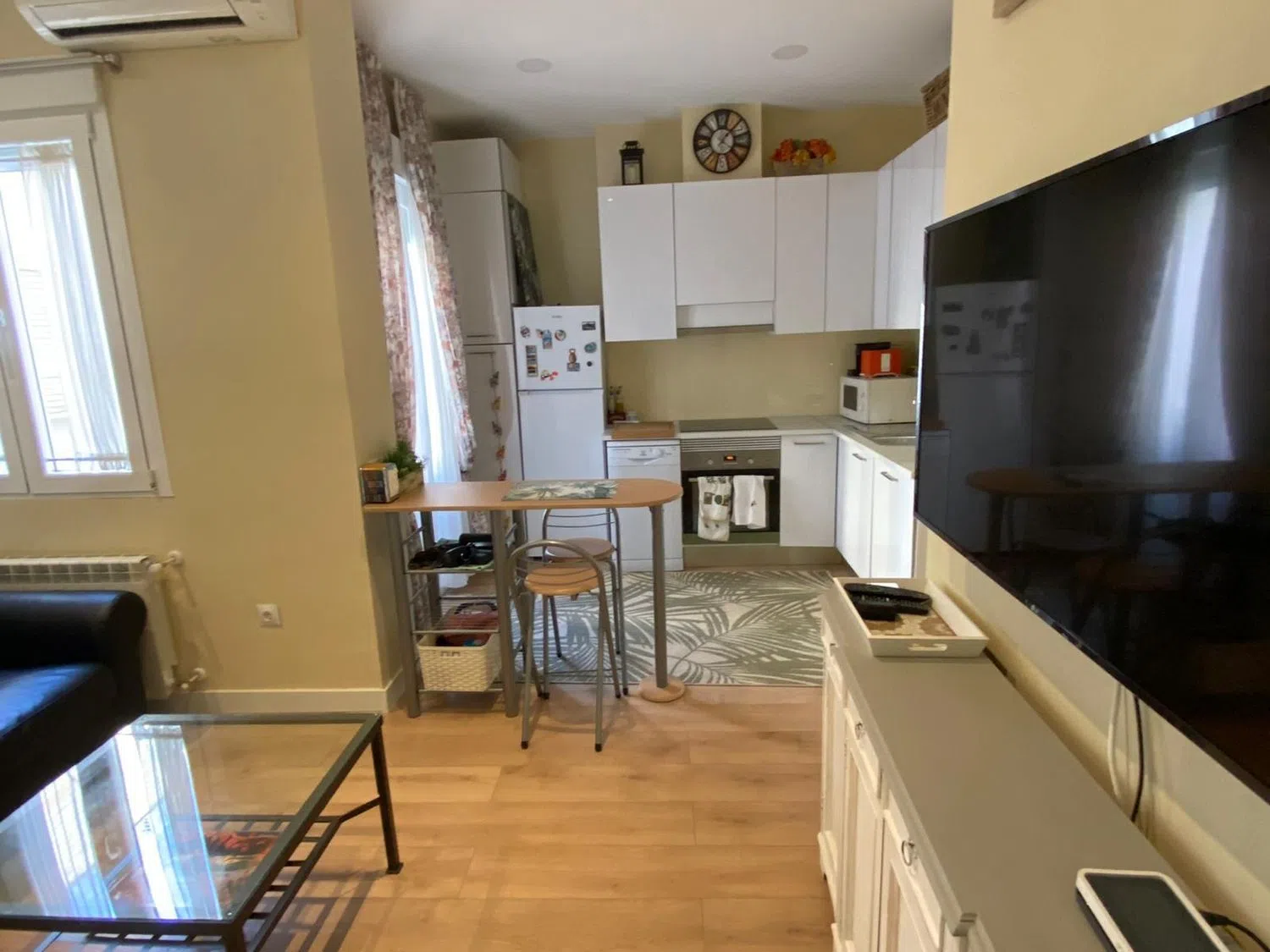 Piso en calle de Fernando el Católico, 58 - Foto 2