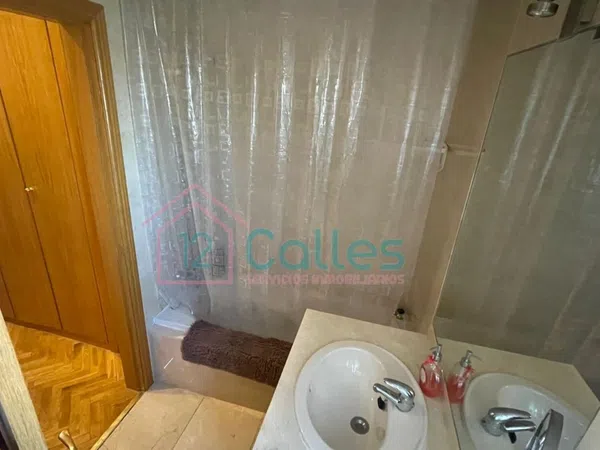 Chalet adosado en Calle Alhambra de Granada s/n, Nuevo Aranjuez-Ciudad de las Artes - Foto 22