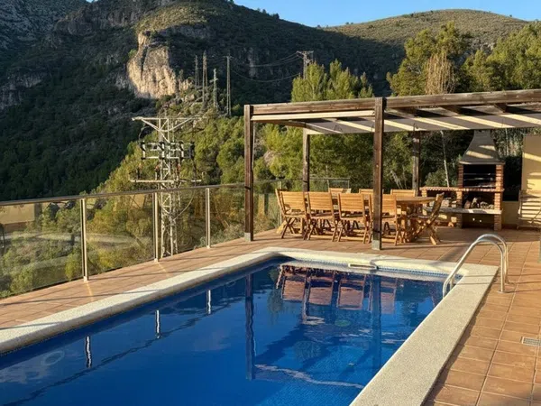 Casa independiente en calle Eramprunyà, 35 - Foto 1