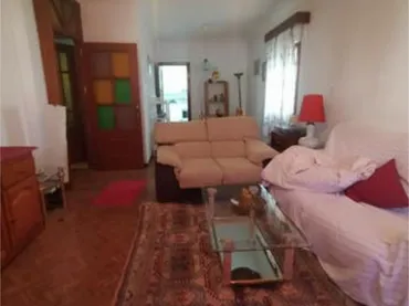 Chalet en centro de la línea - Foto 1