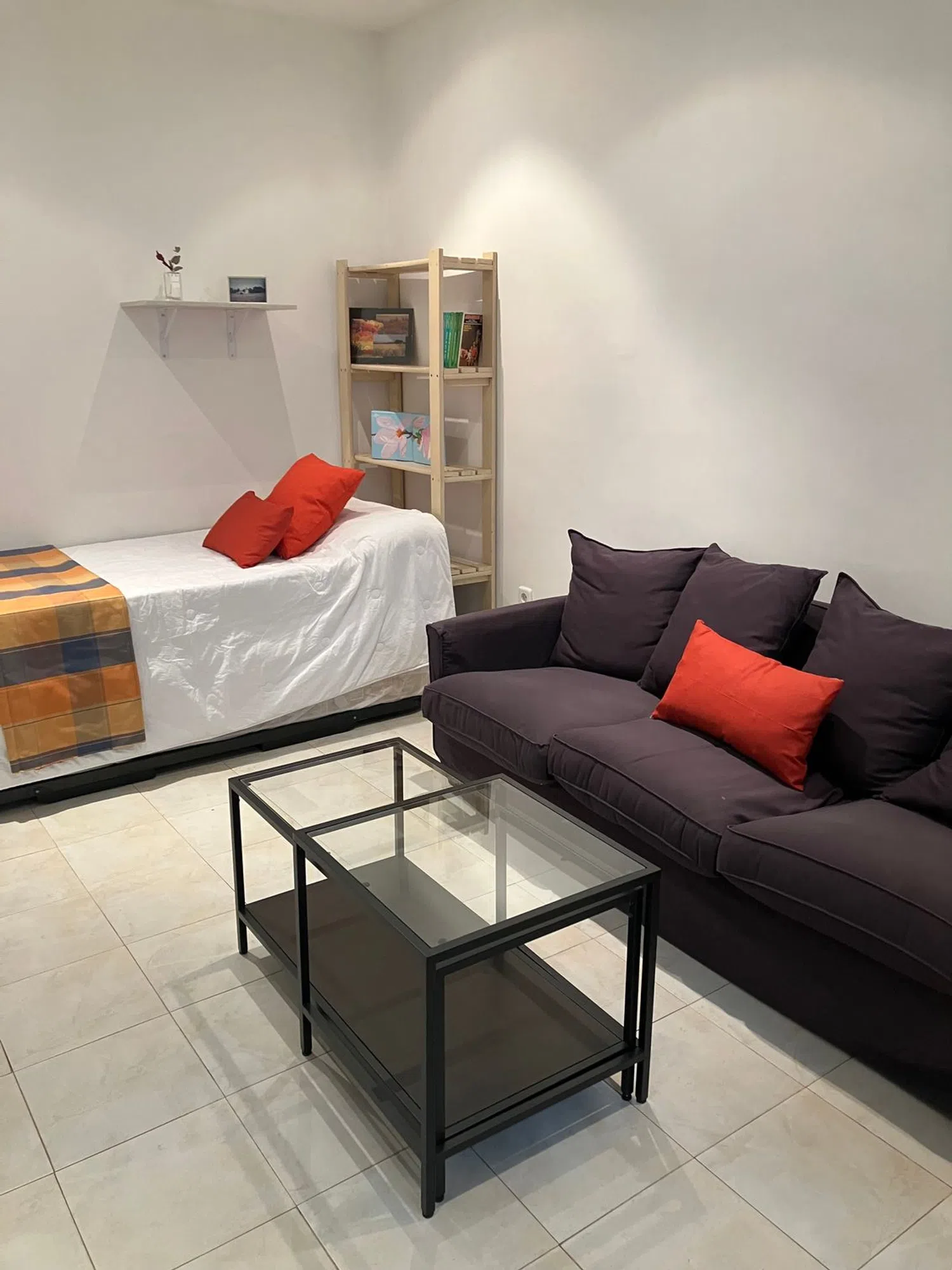 Estudio en calle del Monte Esquinza, 7 - Foto 1
