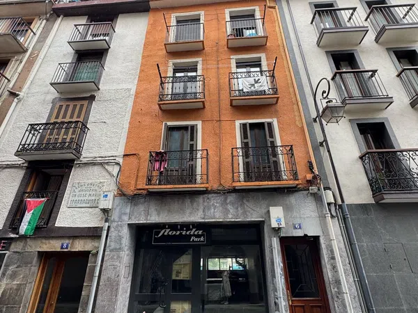 Piso en Calle Iparragirre, 6 - Foto 2